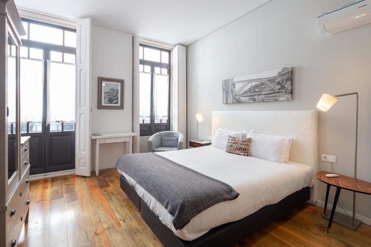 Trindade Premium & 2* Oporto