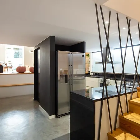 Trindade Premium Suites & Apartments Porto Exterior photo